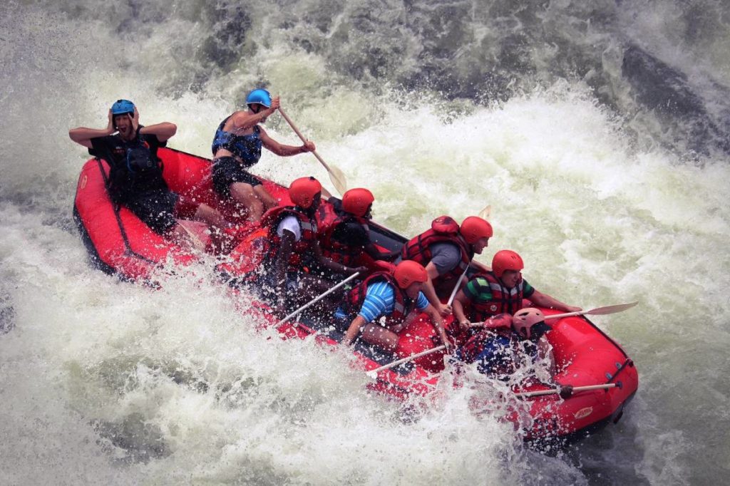 Amateur d'émotions fortes ? Le Zambèze est la destination qu'il vous faut ! - Yes We Raft