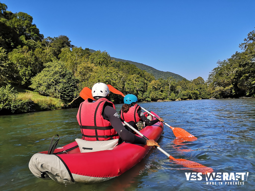 Descente de canoë rafting dans les Pyrénées